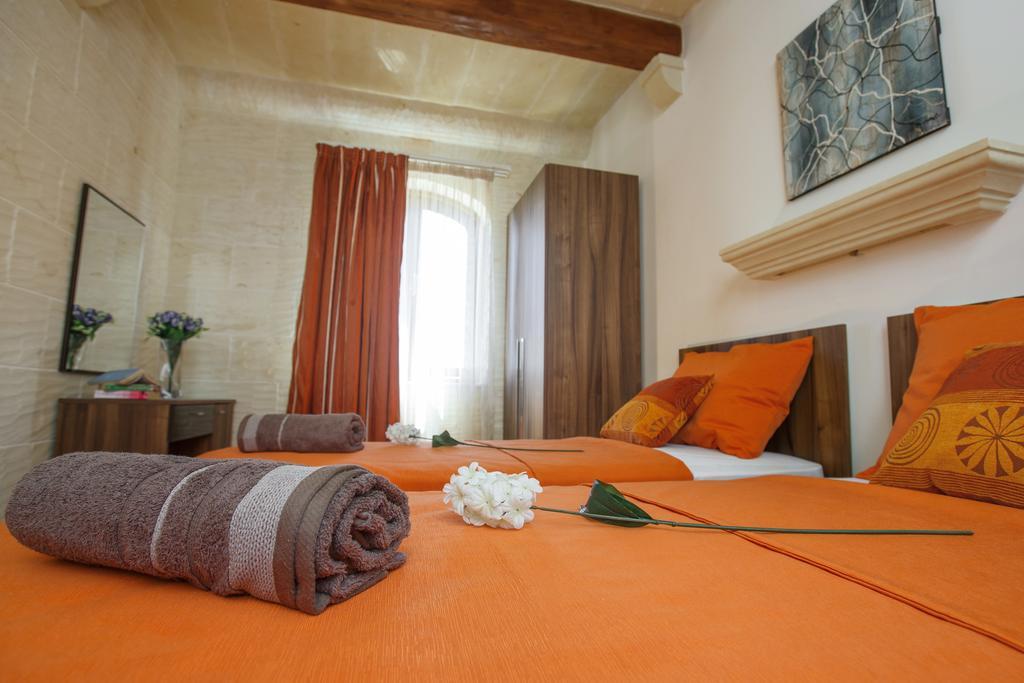 Carini Farmhouses Għarb Oda fotoğraf