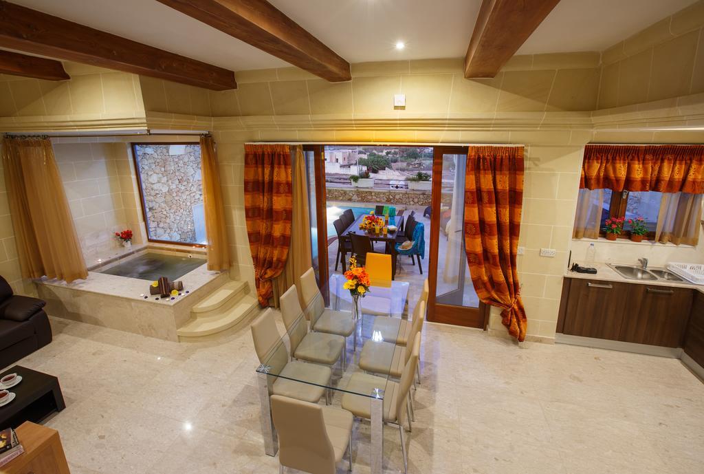 Carini Farmhouses Għarb Oda fotoğraf