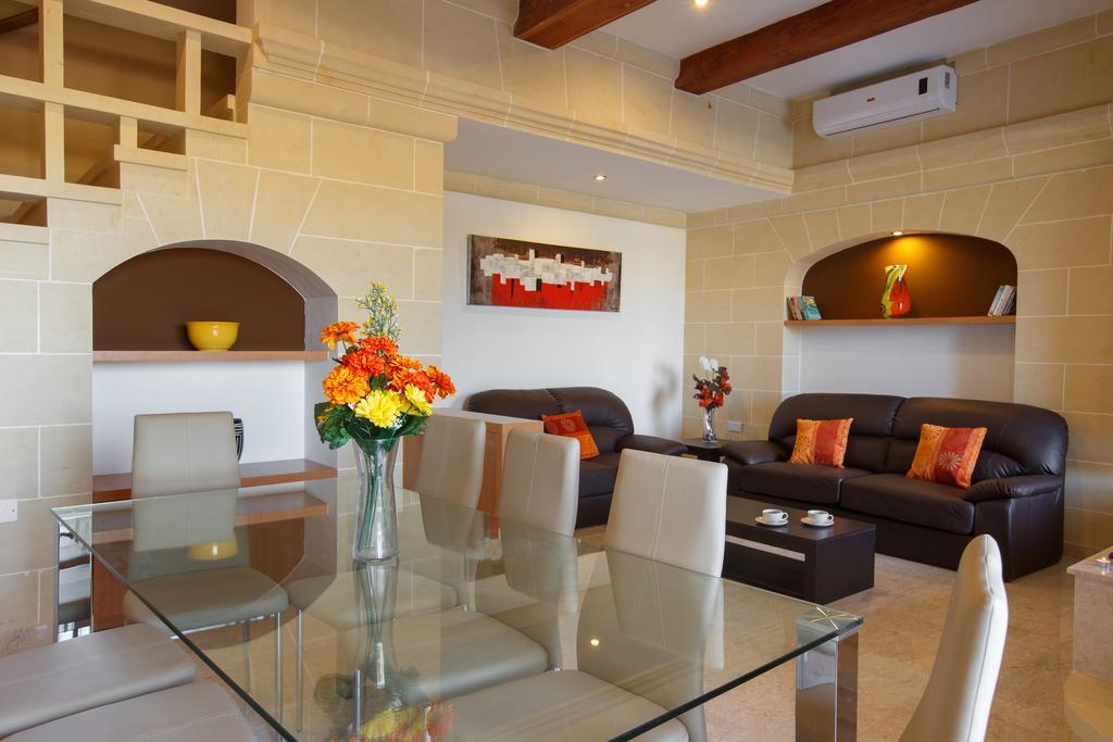 Carini Farmhouses Għarb Oda fotoğraf
