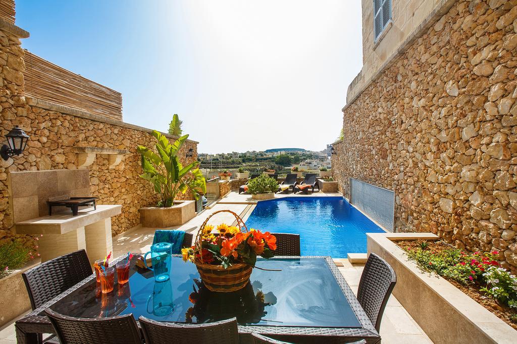 Carini Farmhouses Għarb Oda fotoğraf